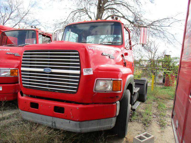 Ford LA9000