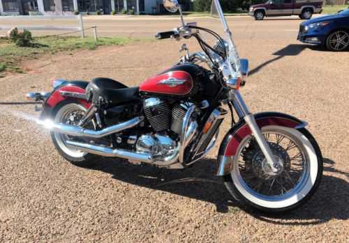 Honda VT1100C2 (SHADOW ACE)