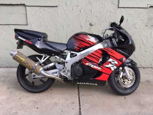 Honda CBR900
