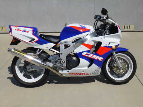 Honda CBR900