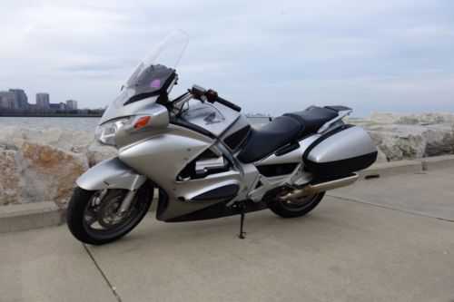 Honda ST1300A