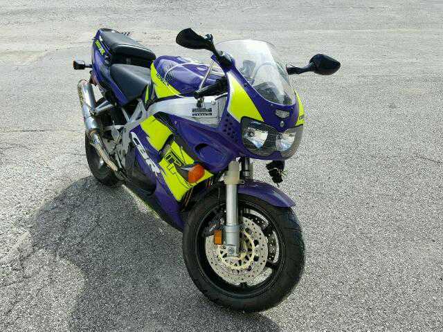 Honda CBR900