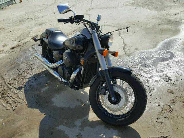Honda VT750 (Shadow Phantom)