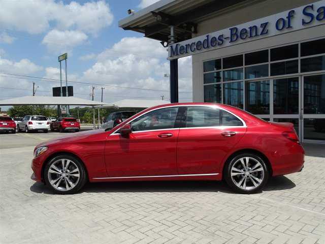 2016 Mercedes-Benz C-Class