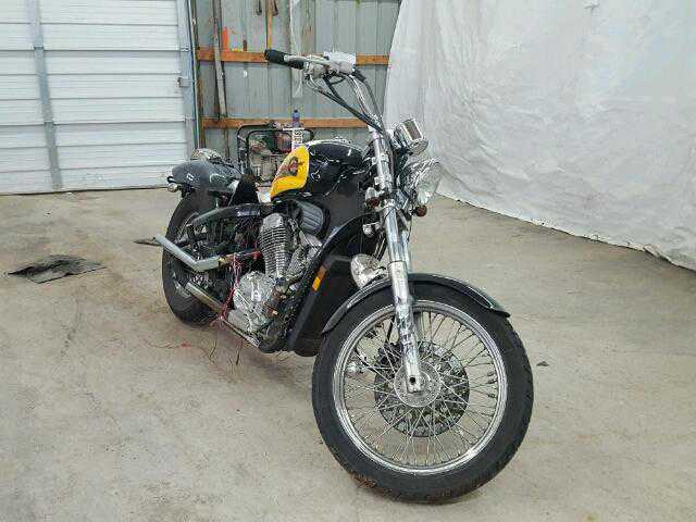 Honda VT600CD (SHADOW VLX DELUXE)
