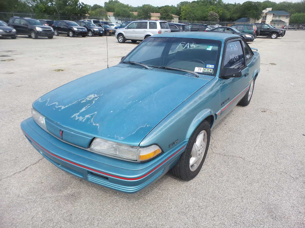Pontiac Sunbird