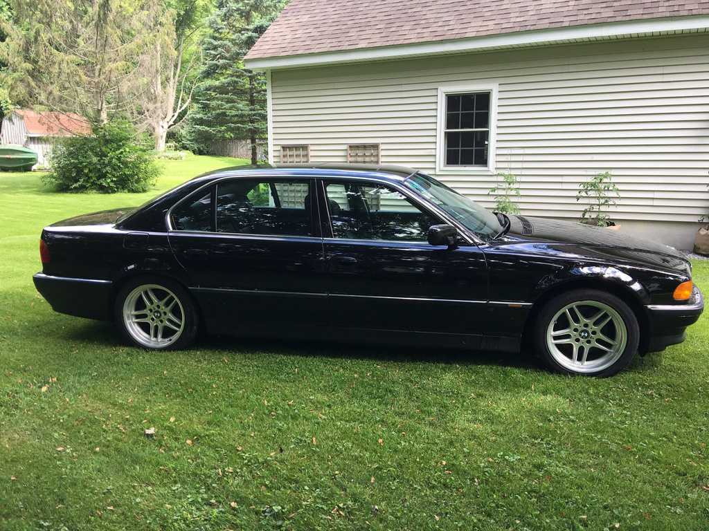 BMW 750iL