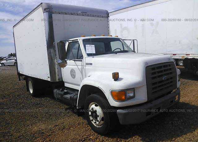 Ford F-700