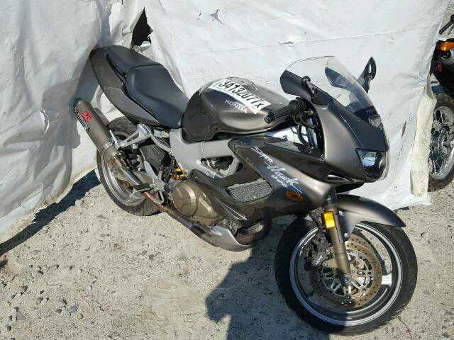 Honda VTR1000F (SUPERHAWK)