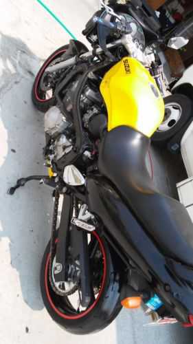 Suzuki GSX600FK