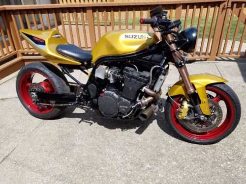 Suzuki GSF1200S
