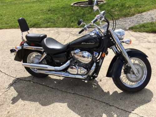 Honda VT750 (Shadow Aero)