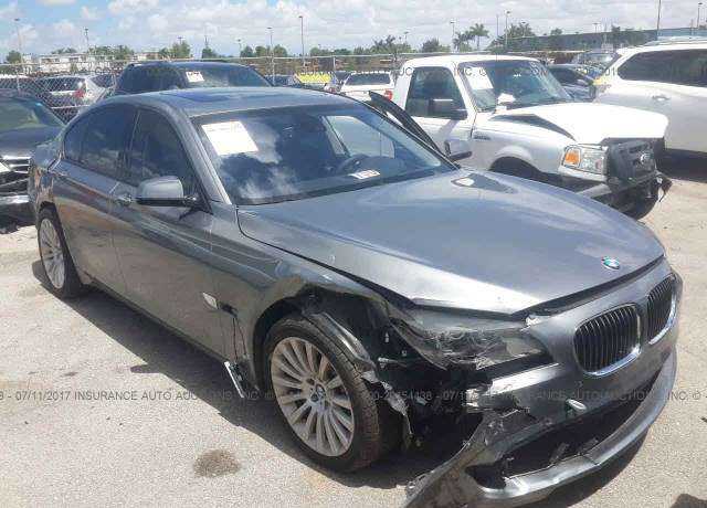 BMW 750i