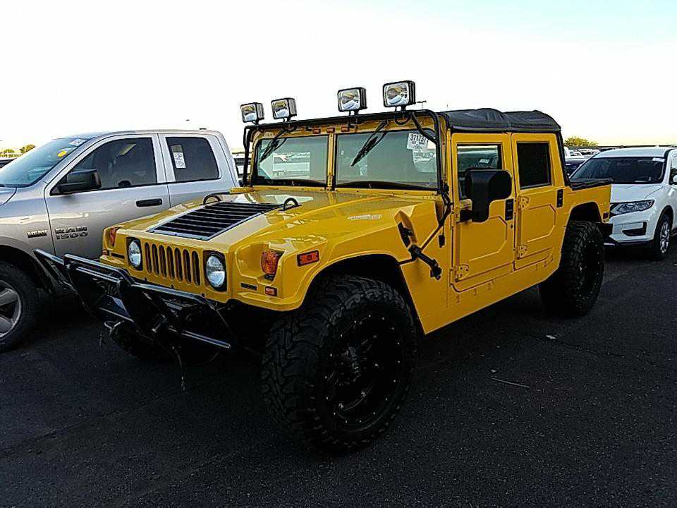 HUMMER H1