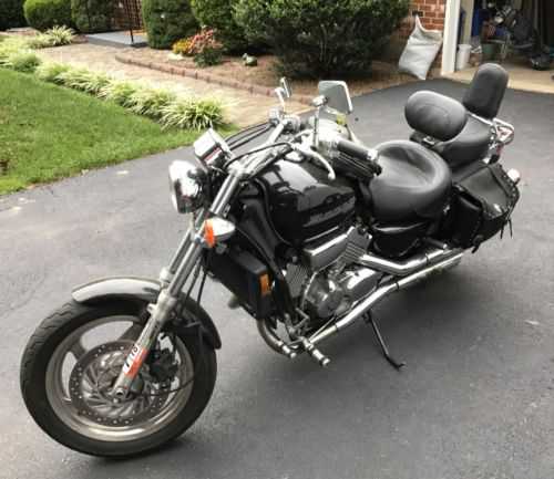 Honda VF750C (MAGNA)