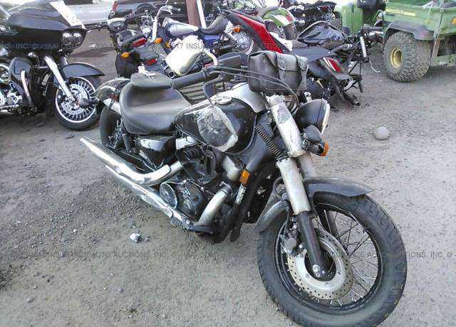 Honda VT750 (Shadow Phantom)