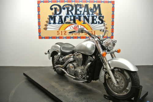 Honda VTX1300R