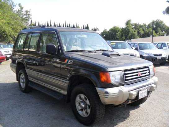Mitsubishi Montero