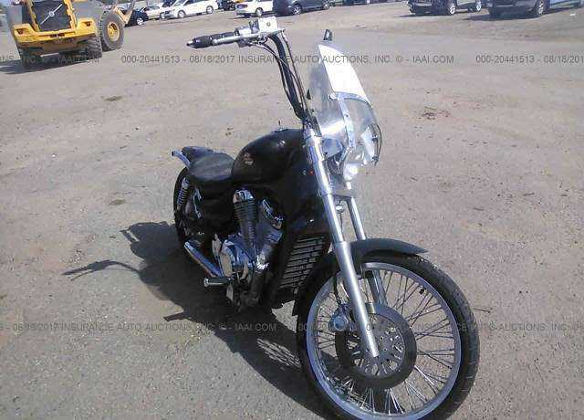 Suzuki VS800GL