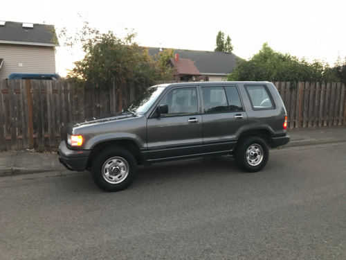Isuzu Trooper