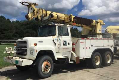 Ford LT8000