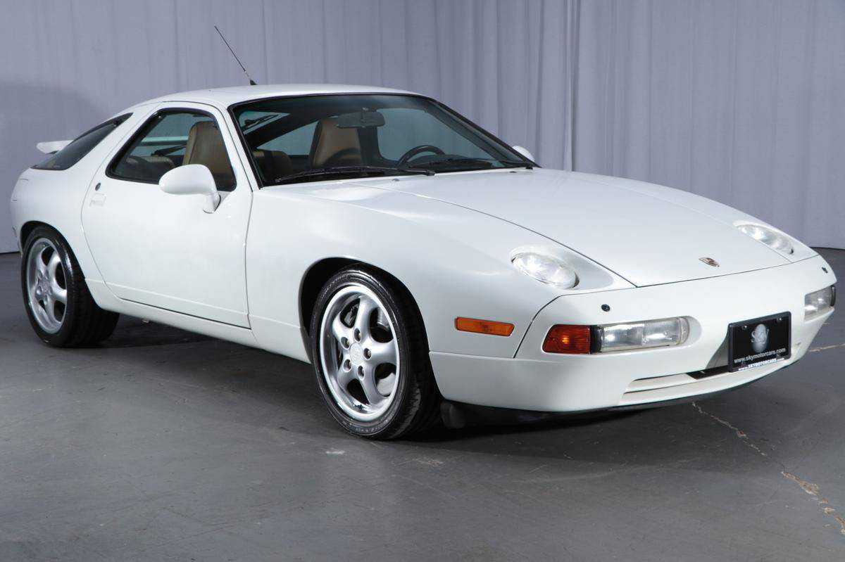 Porsche 928