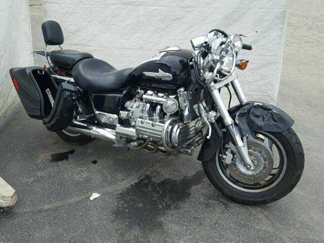 Honda GL1500C (VALKYRIE)