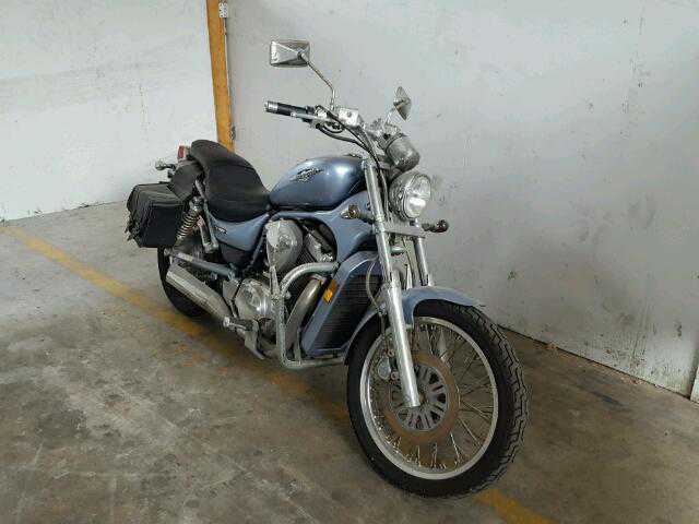 Suzuki VS800