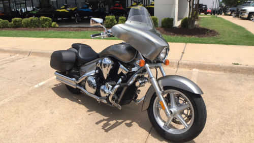 Honda VT1300 (Stateline)