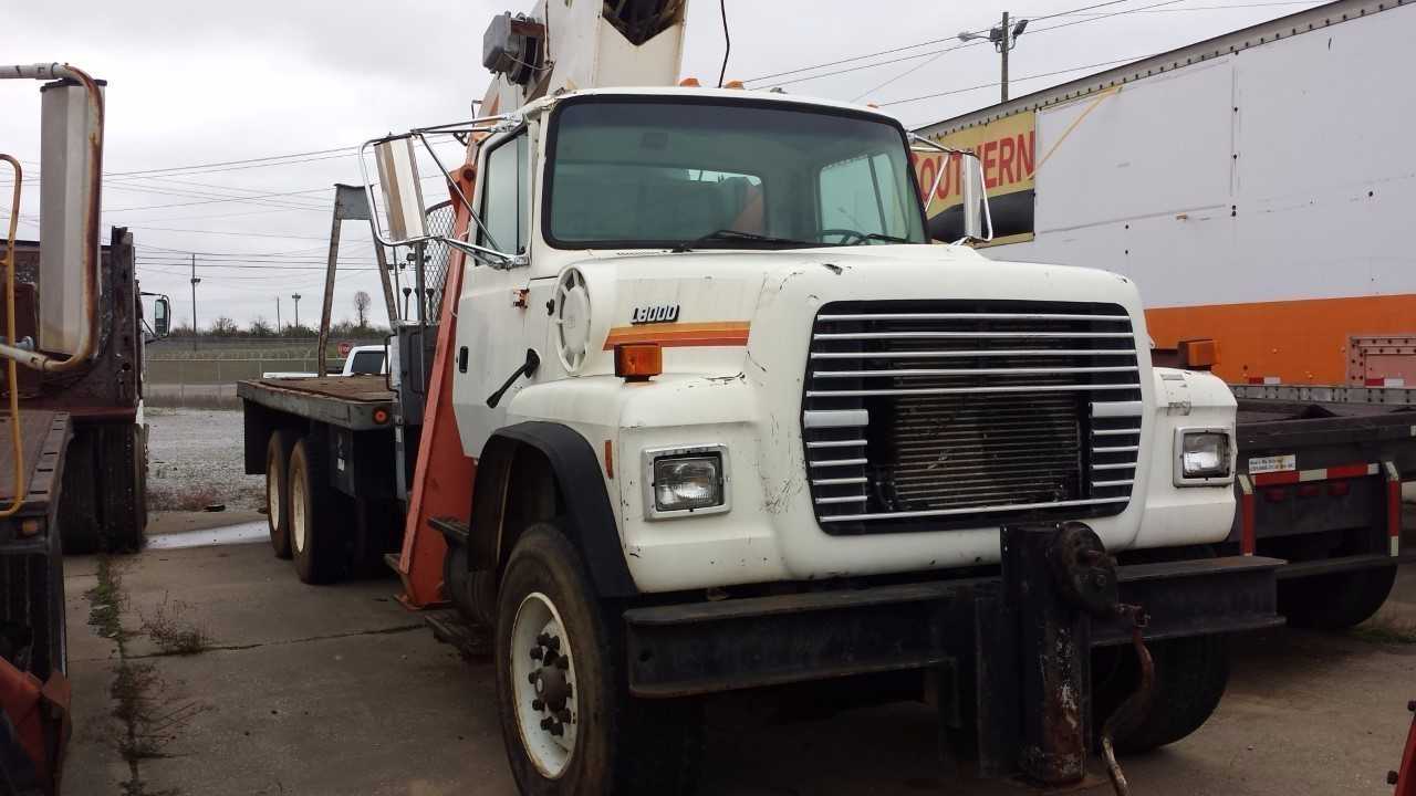 Ford LT8000