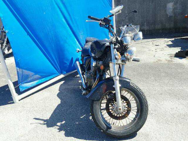 Suzuki GZ250