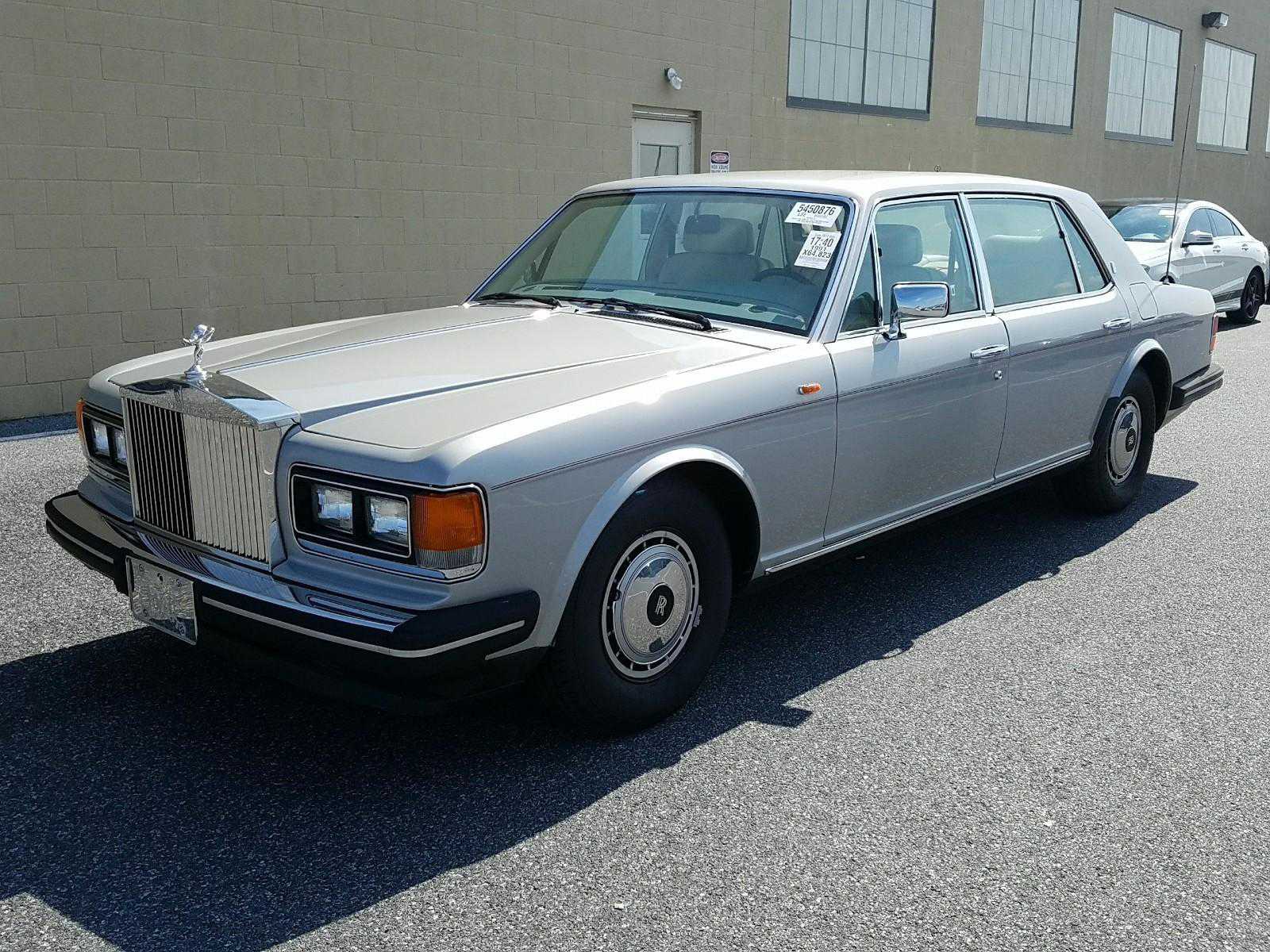 Rolls-Royce Silver Spur