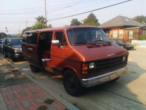 Dodge Ram Wagon