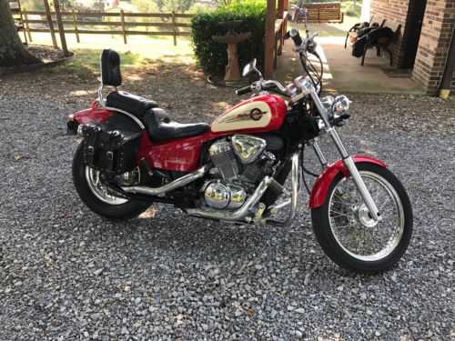 Honda VT600CD (SHADOW VLX DELUXE)