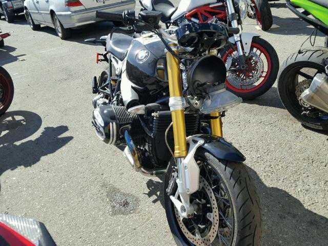 BMW R nineT