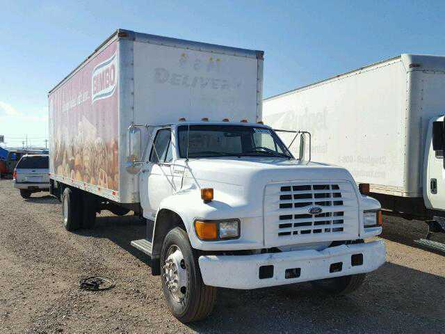 Ford F-700