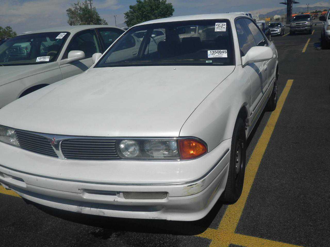 Mitsubishi Diamante