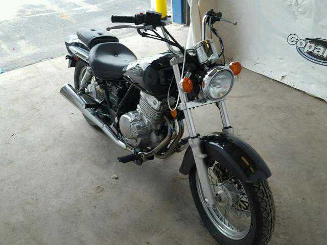 Suzuki GZ250