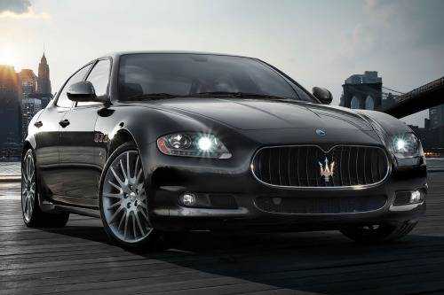 Maserati Quattroporte
