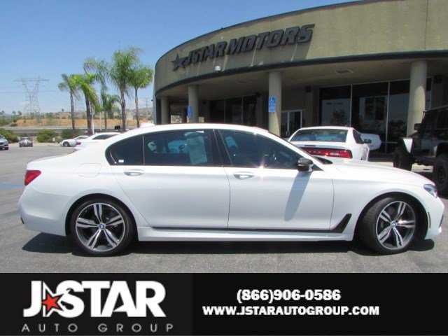 2016 BMW 750i