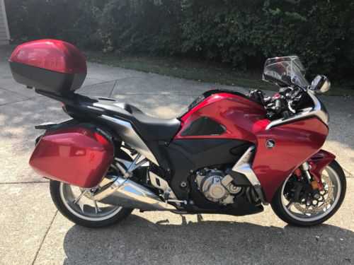 Honda VFR1200FD/VFR1200F