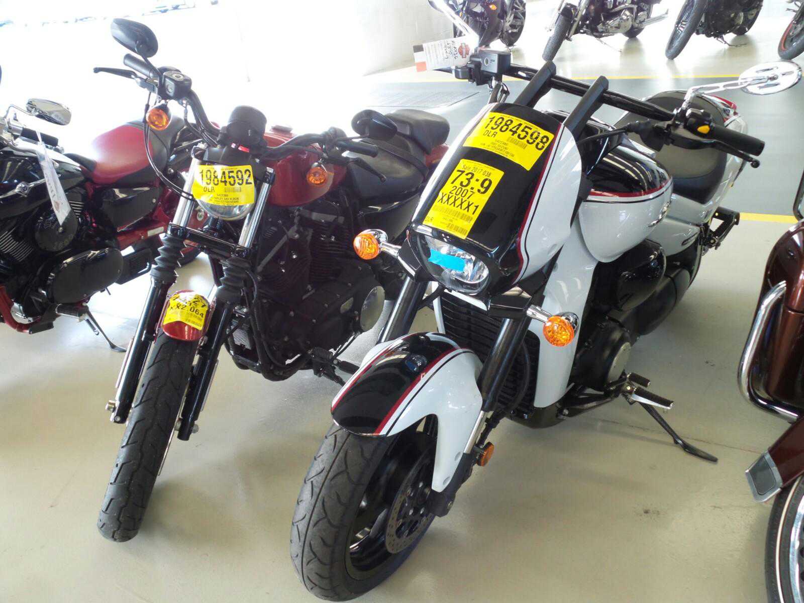 Suzuki VZR1800BZL