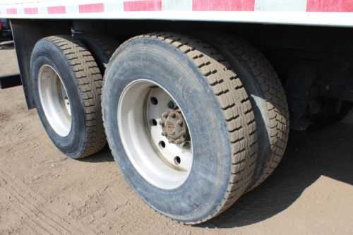 Ford LA9000
