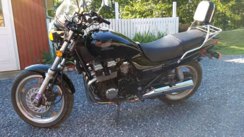 Honda CB750 (Nighthawk 750)