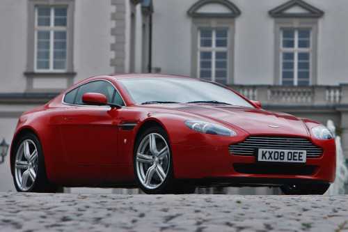 Aston Martin V8 Vantage
