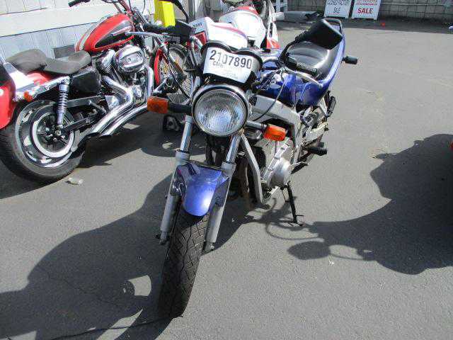 Suzuki GS500E