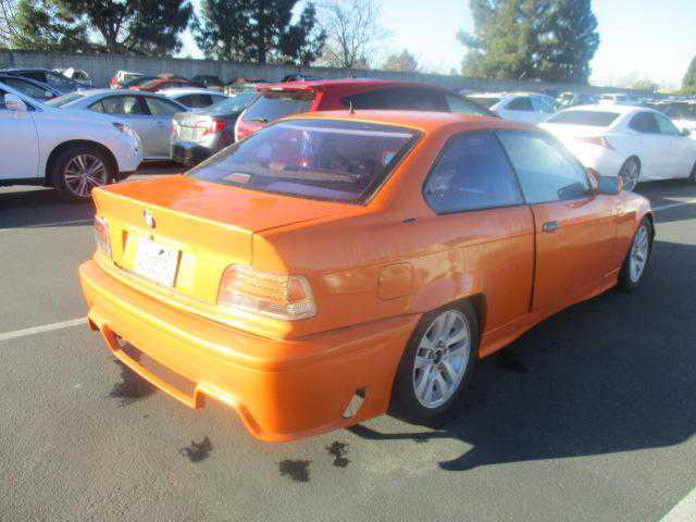 BMW 318iS