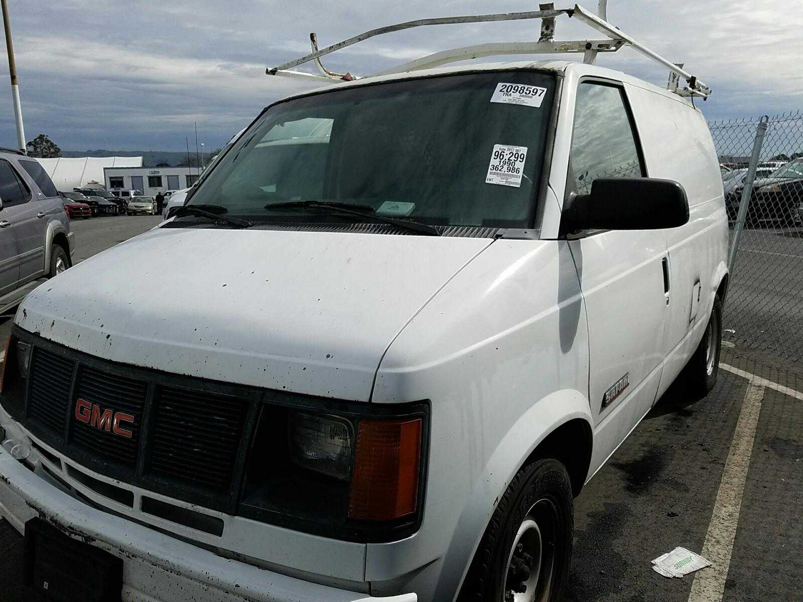 GMC Safari