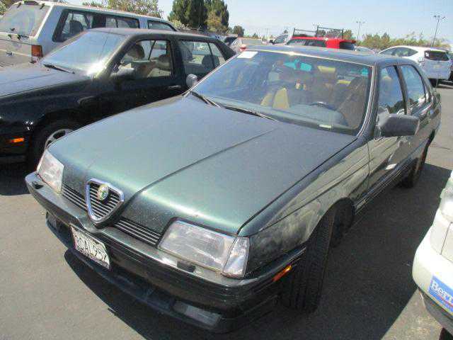 Alfa Romeo 164