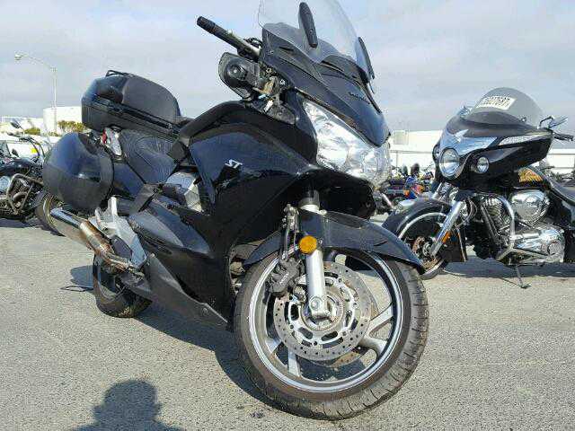Honda ST1300A